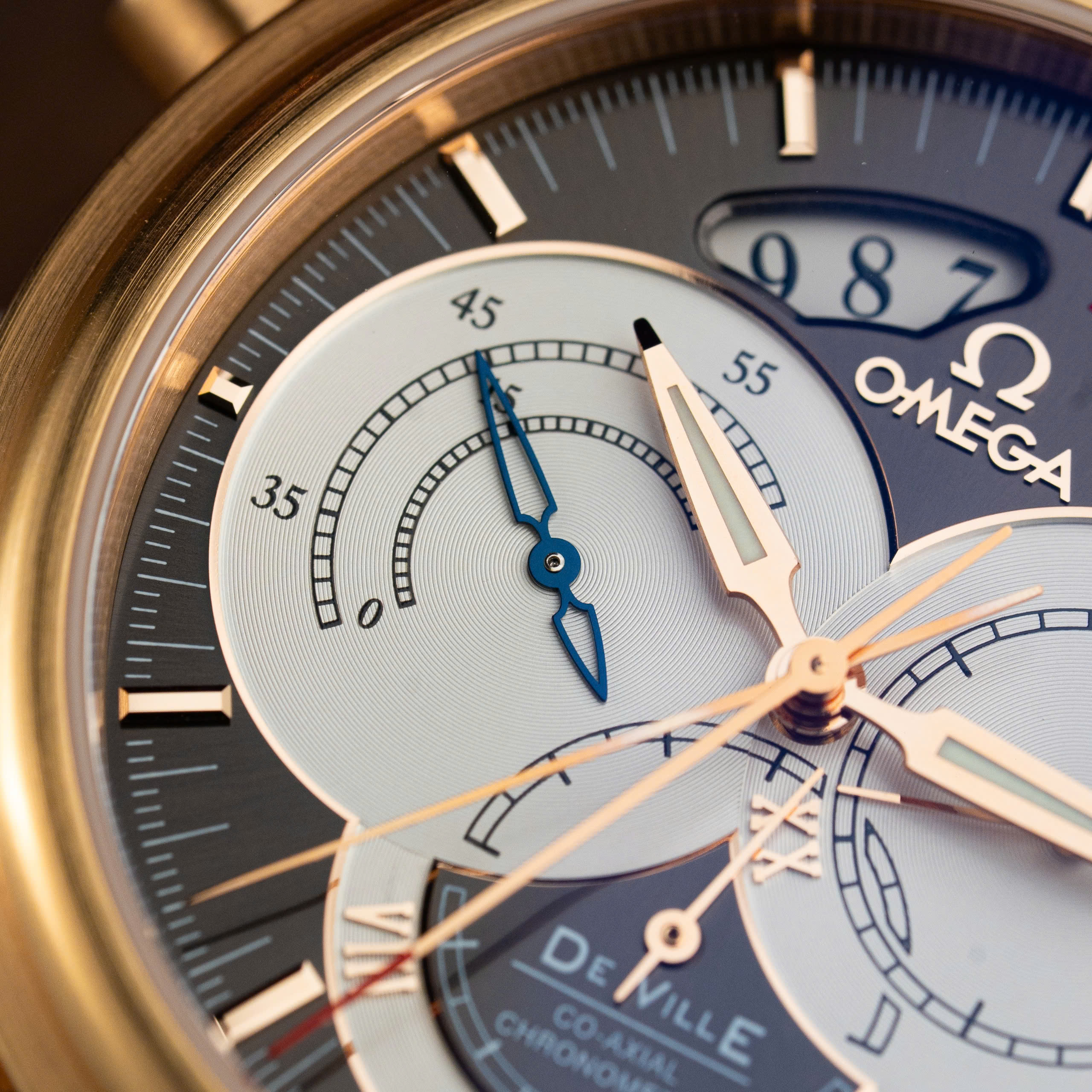 z7410706879893_16f2ea8381e4463a1cb8da707f07e977